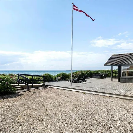 Sl370-gorlev-kirke-helsinge-strandvej-61 Engvang